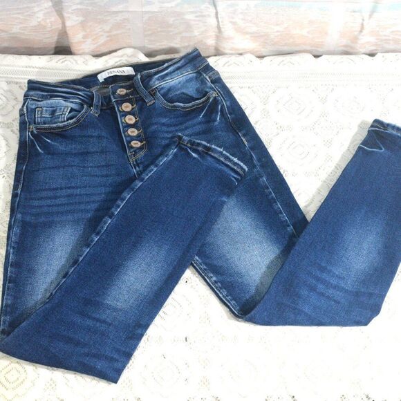 Zenana Button Fly Denim Jeans Medium Wash Size 25 - Picture 3 of 6